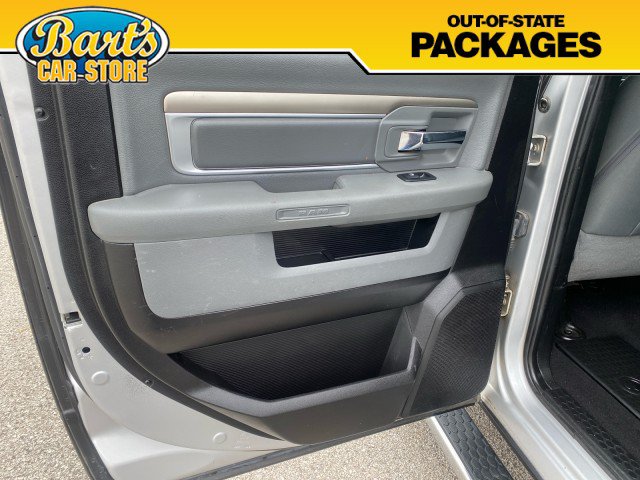 Used 2018 RAM 1500 Classic SLT AWD/4WD image 17