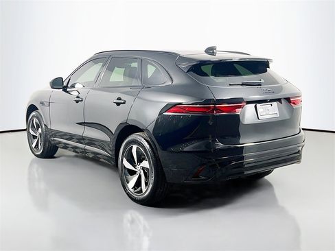 Used 2025 Jaguar F-PACE R-Dynamic S image 7