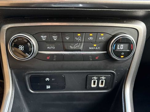 Used 2020 Ford EcoSport SE FWD image 20