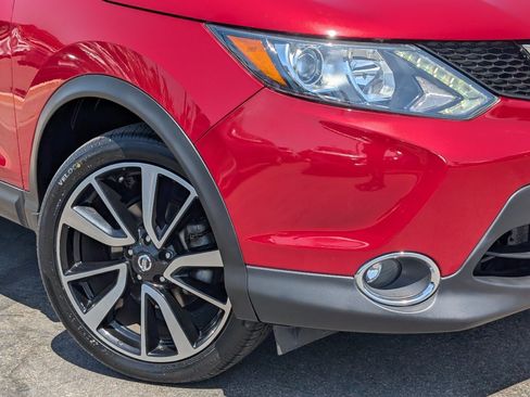 Used 2018 Nissan Rogue Sport SL FWD image 10