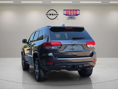 Used 2021 Jeep Grand Cherokee Overland AWD/4WD image 4