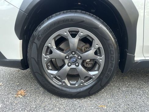 Used 2022 Subaru Crosstrek 2.5i Sport w/ Moonroof Package image 27