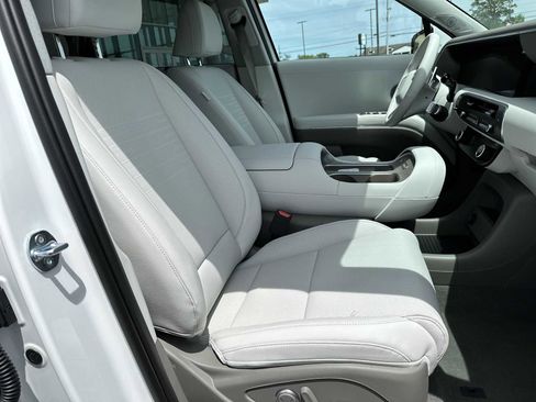 New 2026 Hyundai Palisade Limited FWD image 26