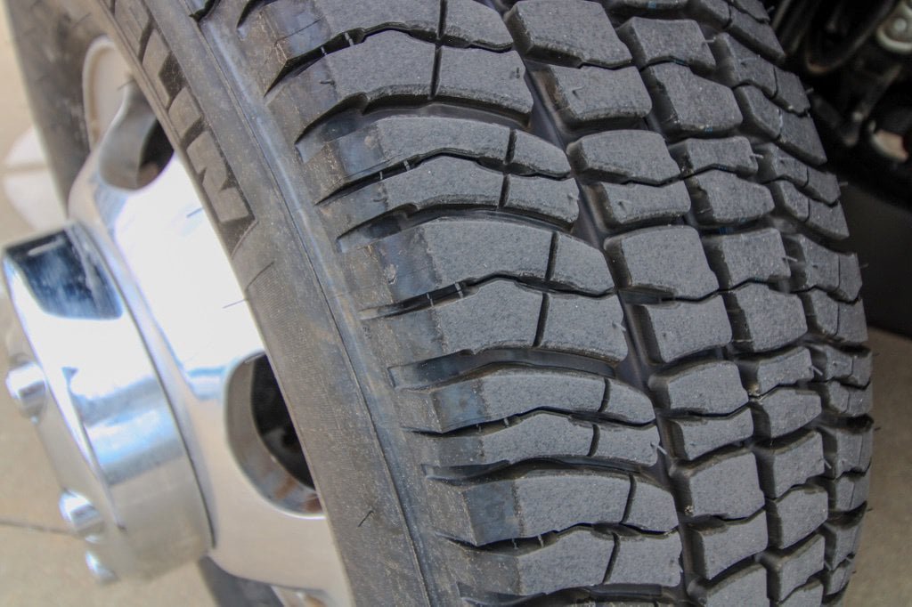 Used 2026 Ford F350 Platinum w/ FX4 Off-Road Package AWD/4WD image 6