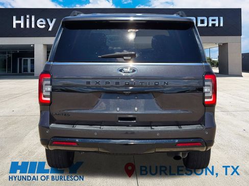 Used 2023 Ford Expedition Limited RWD image 6