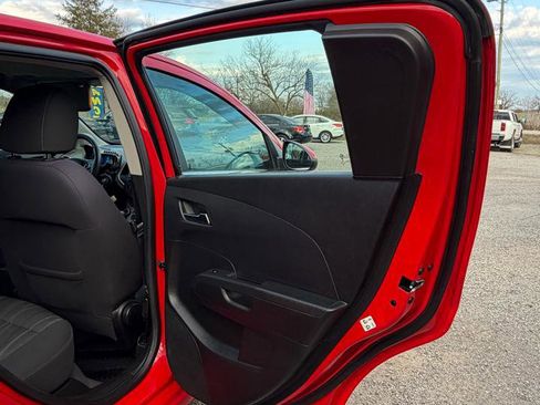 Used 2015 Chevrolet Sonic LT image 14