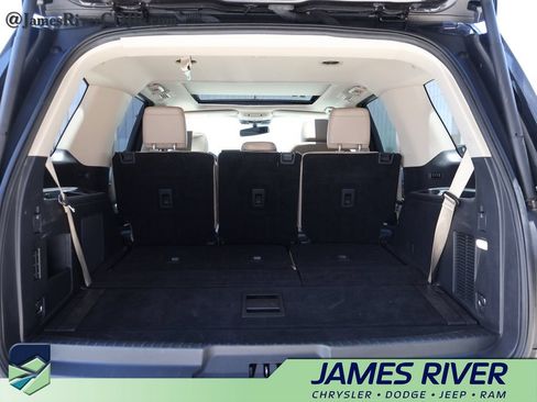 Used 2024 Ford Expedition Limited AWD/4WD image 15