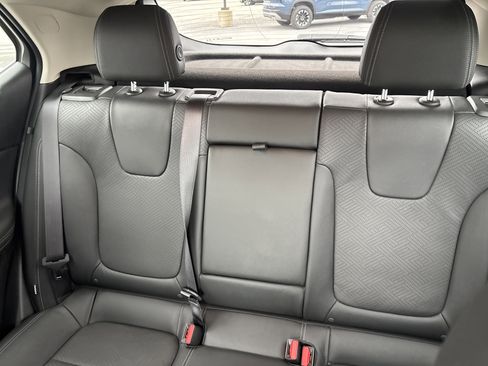 Used 2023 Buick Encore GX Essence w/ Advanced Technology Package image 13