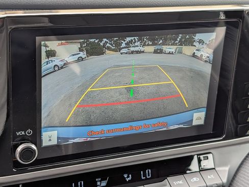 Used 2026 Toyota Camry SE w/ Convenience Package FWD image 6