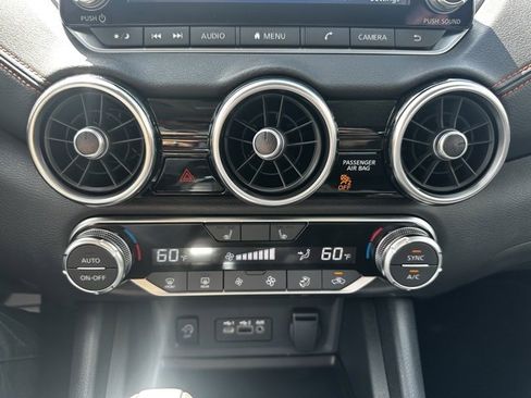 New 2025 Nissan Sentra SR w/ Midnight Edition image 21