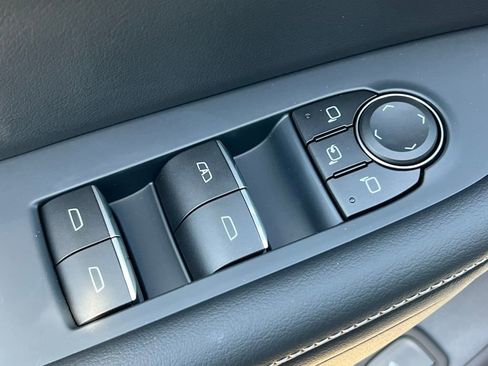 New 2026 Buick Enclave Avenir w/ Super Cruise Package AWD/4WD image 18