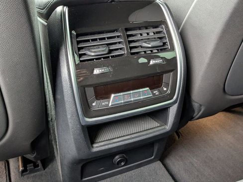 Used 2022 BMW X5 sDrive40i w/ Premium Package image 16