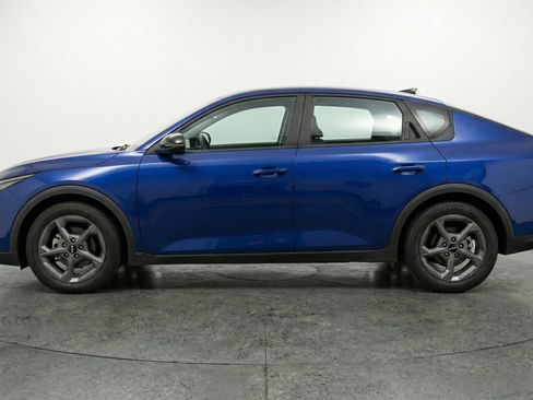 Used 2025 Kia K4 LXS image 5