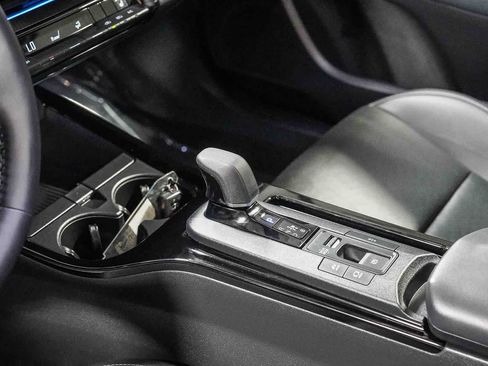 Certified 2026 Toyota Prius XLE FWD image 25
