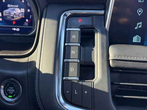 Used 2023 Chevrolet Tahoe Z71 w/ Z71 Off-Road Package image 28