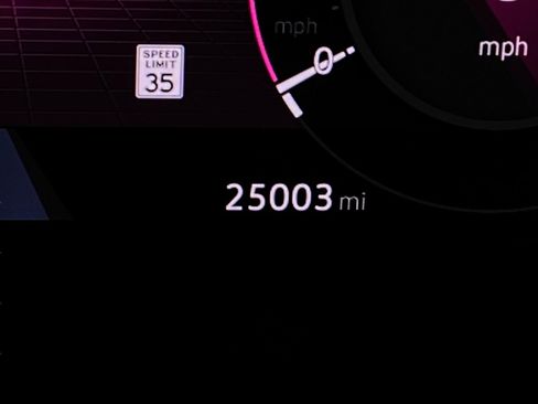 Used 2024 Volkswagen Atlas Cross Sport SEL Premium R-Line image 19