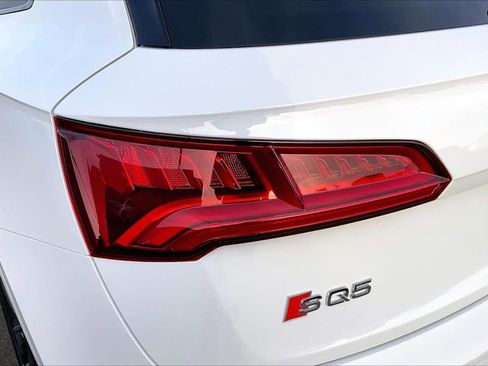 Used 2019 Audi SQ5 Premium Plus w/ Premium Plus Package image 26