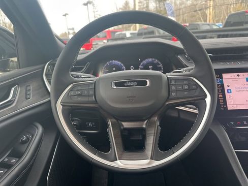 New 2026 Jeep Grand Cherokee L Limited AWD/4WD image 15