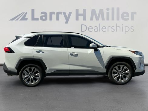 Certified 2019 Toyota RAV4 Limited w/ Cold Weather Package AWD/4WD image 6