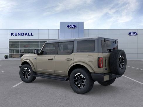 New 2025 Ford Bronco Outer Banks image 4