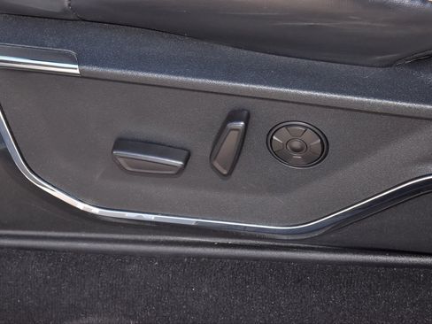 Certified 2024 Ford F250 Platinum w/ FX4 Off-Road Package image 38