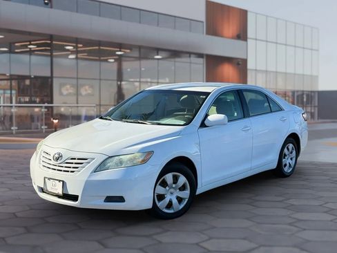 Used 2007 Toyota Camry CE image 2