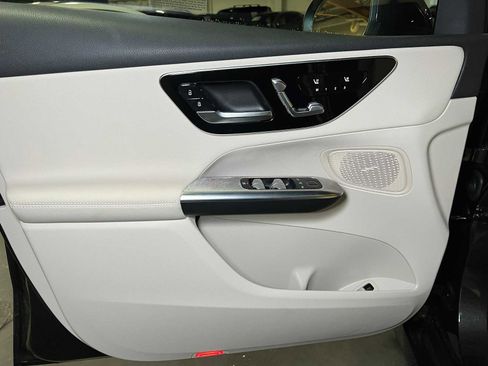 Certified 2025 Mercedes-Benz GLC 300 GLC 300 image 20