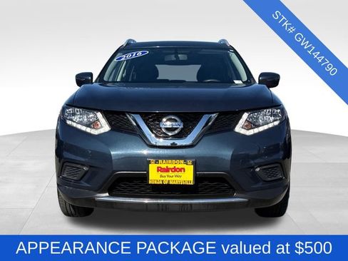 Used 2016 Nissan Rogue S w/ Appearance Package image 2