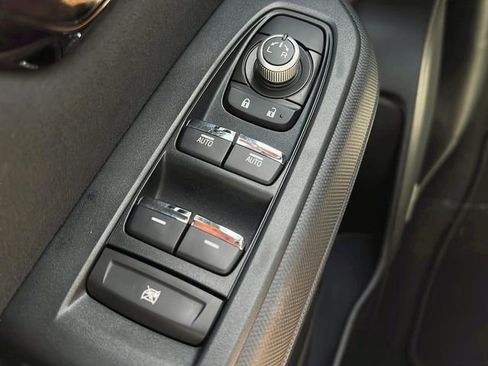 Used 2025 Subaru Forester Touring AWD/4WD image 19