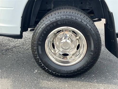 Used 2024 RAM 3500 Big Horn image 13