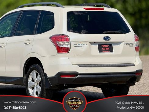 Used 2015 Subaru Forester 2.5i Premium w/ All-Weather Package AWD/4WD image 16