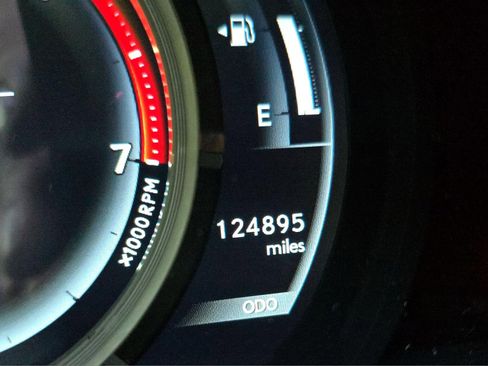 Used 2017 Lexus RC 200t F Sport image 56