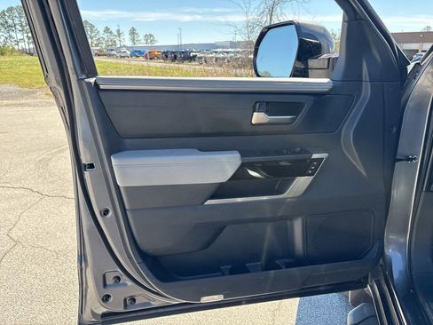 Used 2024 Toyota Tundra Limited image 11
