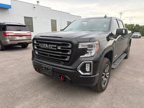 Used 2020 GMC Sierra 1500 AT4 w/ AT4 Premium Package AWD/4WD image 4