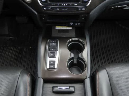 Used 2023 Honda Passport TrailSport image 23