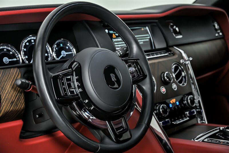 Used 2023 Rolls-Royce Cullinan w/ Leather Finishing Pack AWD/4WD image 24
