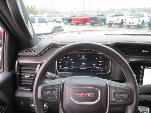 Used 2024 GMC Sierra 2500 AT4 w/ AT4 Premium Plus Package image 35
