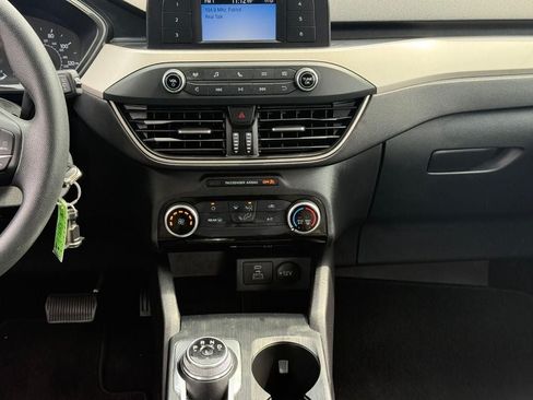 Used 2022 Ford Escape S AWD/4WD image 15