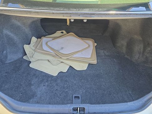 Used 2015 Toyota Camry XLE image 13