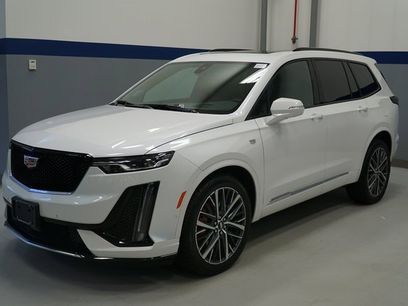 New 2025 Cadillac XT6 Sport w/ Technology Package