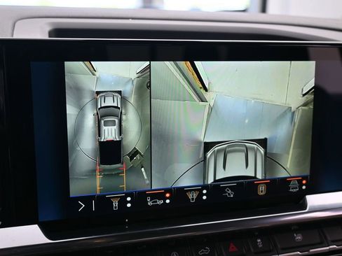 Used 2026 Chevrolet Silverado 1500 High Country w/ Technology Package image 23