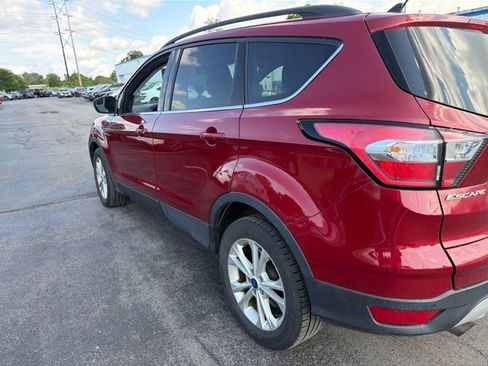 Used 2018 Ford Escape SEL AWD/4WD image 4
