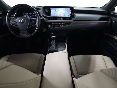 Certified 2021 Lexus ES 250 w/ Premium Package image 11