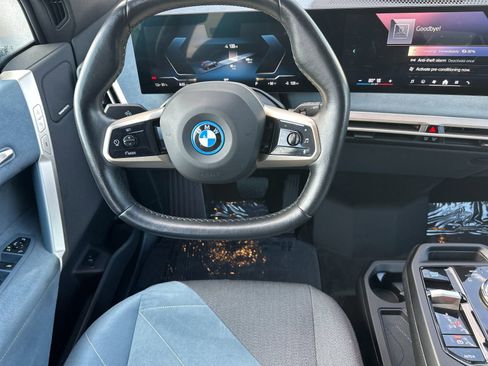 Used 2024 BMW iX xDrive50 image 14