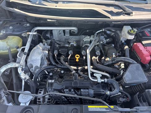 Used 2021 Nissan Rogue S FWD image 20