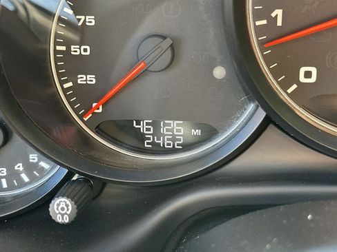 Used 2016 Porsche Panamera 4 image 19