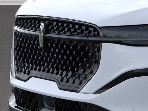 New 2026 Lincoln Nautilus Premier w/ Jet Appearance Package image 17