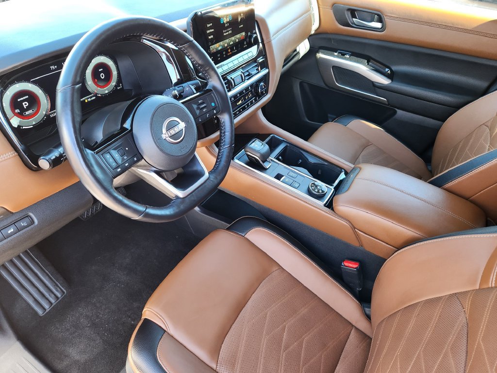 Certified 2024 Nissan Pathfinder Platinum w/ Cargo Package AWD/4WD image 10