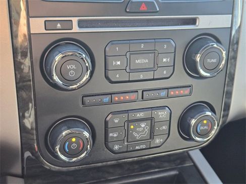 Used 2017 Ford Expedition Limited w/ Equipment Group 301A image 25