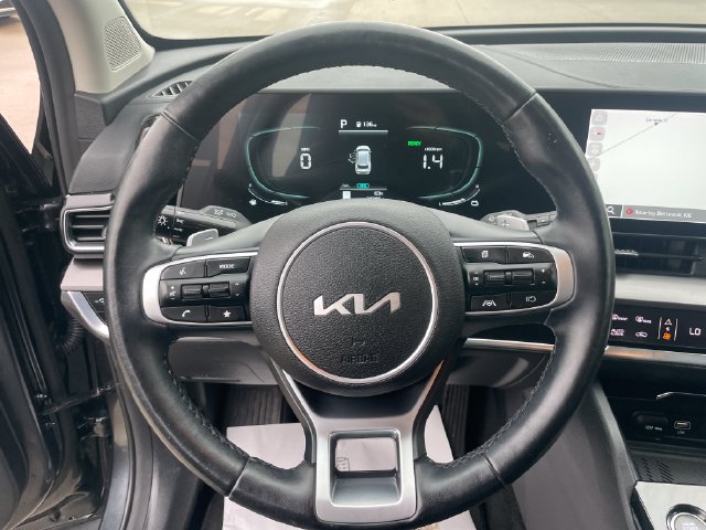 Used 2023 Kia Sportage EX AWD/4WD image 30